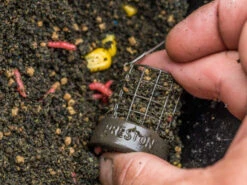 Preston Distance Cage Feeder X Large -Visser Xpert Verkoopwinkel 9be92fa6cfa19767