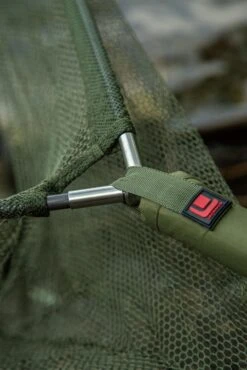 Ultimate Superior Carp Net 42" With 2pcs 3K Carbon Handle -Visser Xpert Verkoopwinkel 9da413658c66110b