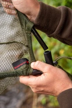 Ultimate Adventure Carp Net 42'' With 2pcs Handle -Visser Xpert Verkoopwinkel c17b4c2cd8b6c17a