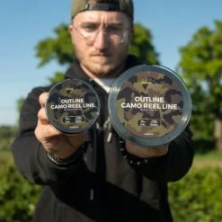 Avid Carp Outline Camo Reel Line 300m 0,33mm (15lb) -Visser Xpert Verkoopwinkel d1b995ff6d6447ae
